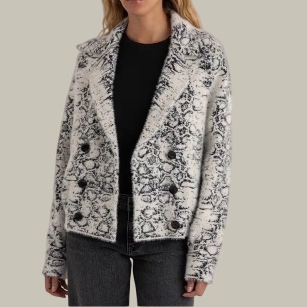 KUT from the Kloth Snakeskin Eyelash Knit Double Breasted Jacket Small